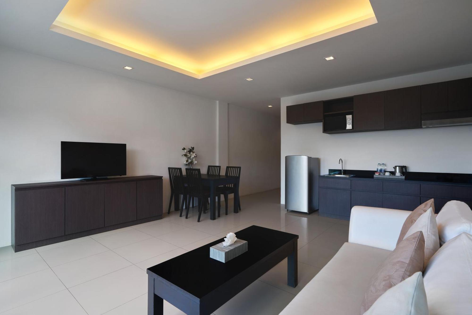 Hotel Patong Bay Hill Extérieur photo
